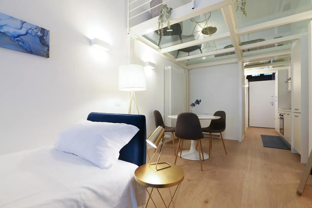 Primopiano - Aragona Flats Apartment Milan 0*,  Italy